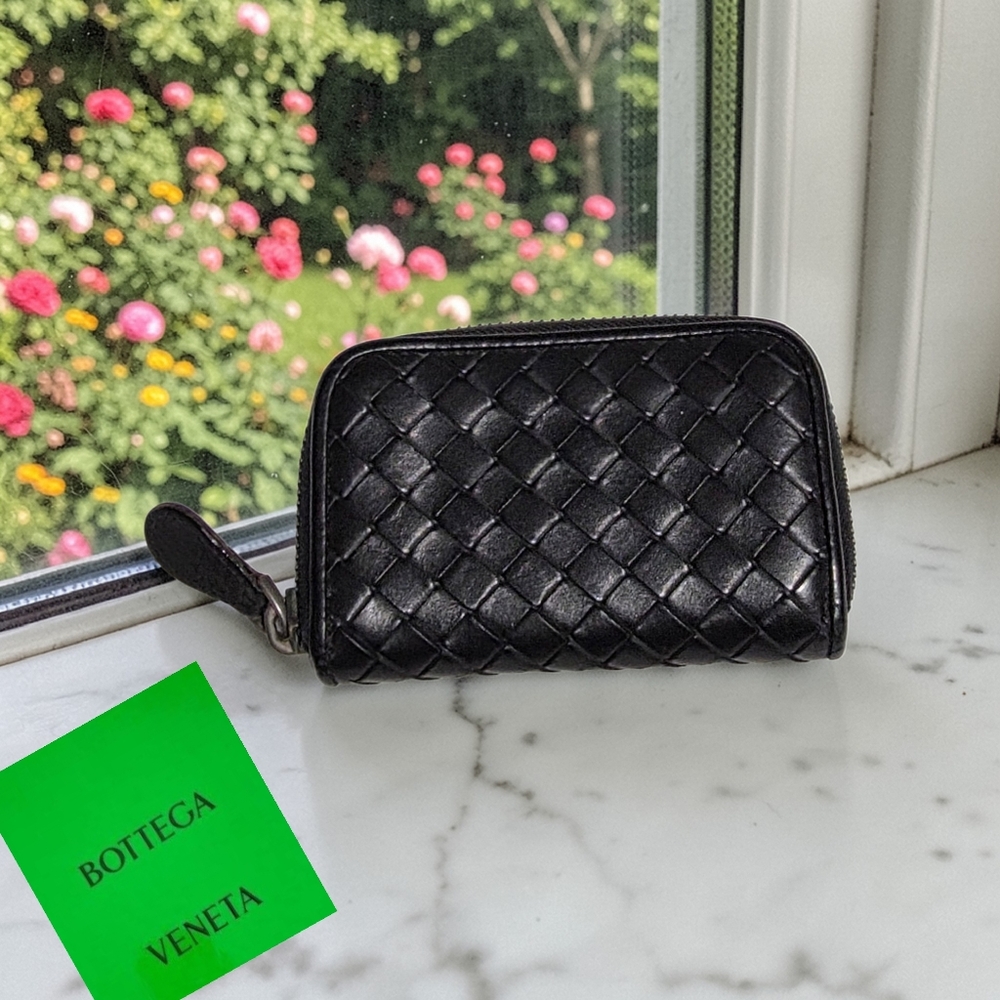 Authentic Bottega Veneta Intrecciato Zip Around Coin Purse W/ Dustbag & Box